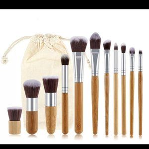 Bamboo Pro Makeup Brush Set with Bag & Free Gift
